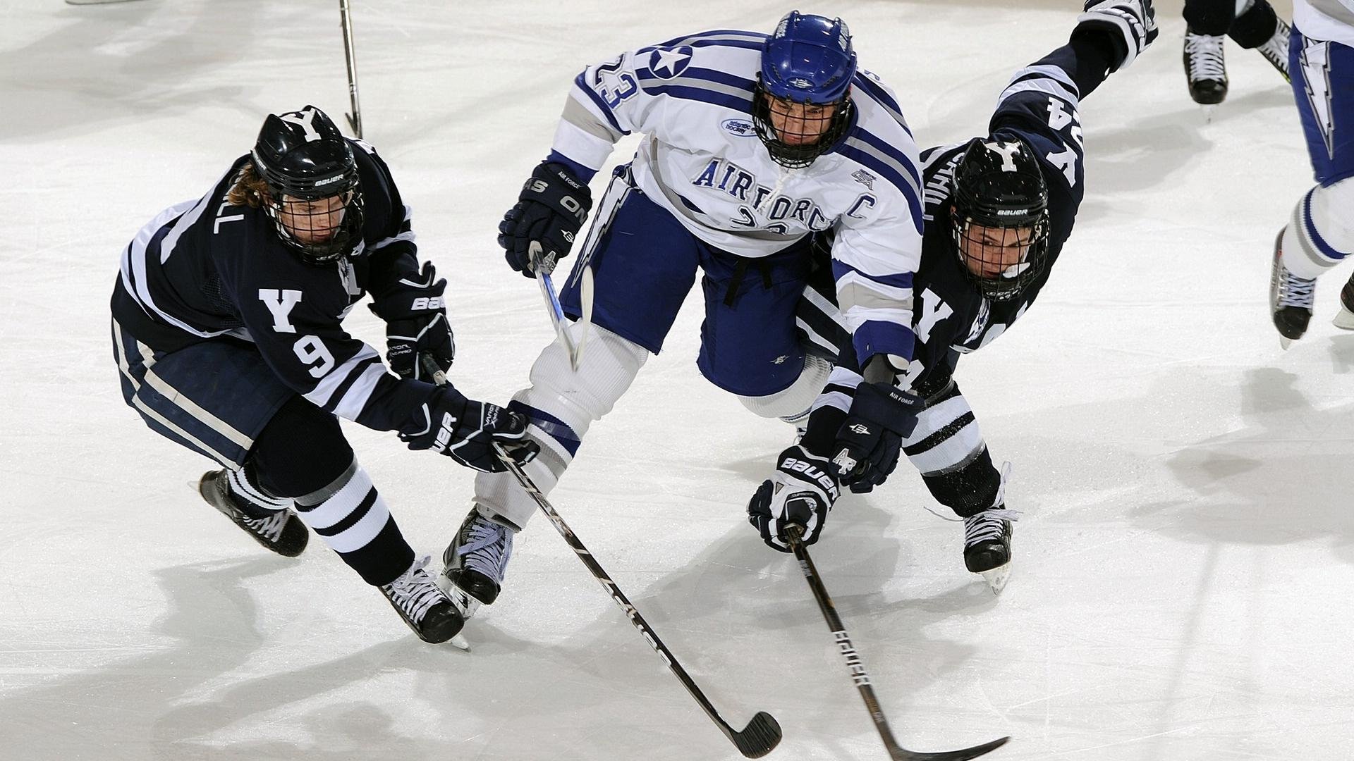 足球战术打法分析，足球战术讲解视频教程